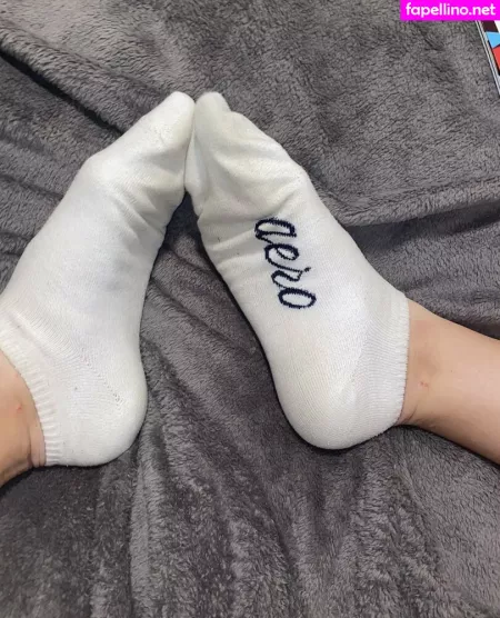 Sashasfeetishxo OnlyFans Thumbnail #JvxGODzpj9