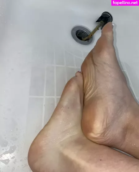 Sashasfeetishxo OnlyFans Thumbnail #wqWFwGRDXD