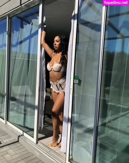 Sashasfree OnlyFans Thumbnail #x85hsI3l7e