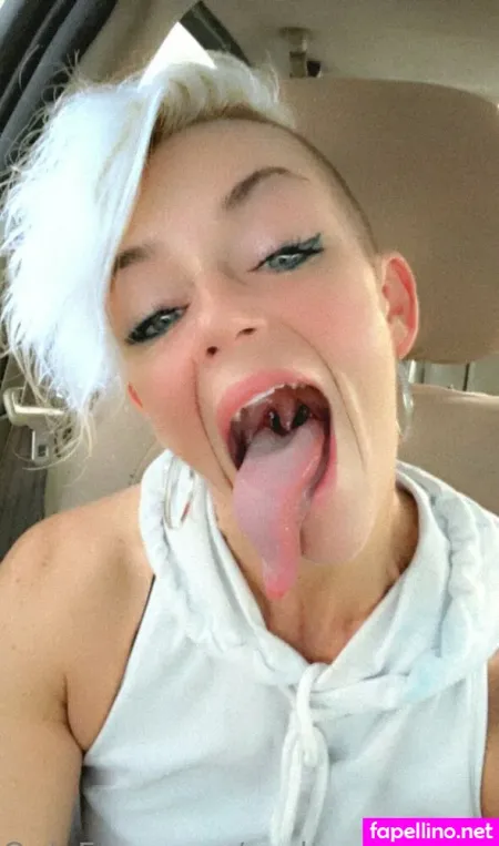 Sashasinsfreeof OnlyFans Thumbnail #bCCG8DXjkr