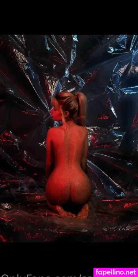 Sashaspark Kiss OnlyFans Thumbnail #ELG6iBYel2