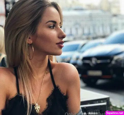 Sashaspark Kiss OnlyFans Thumbnail #MlSIl5hwHC