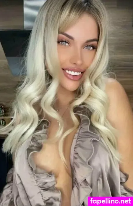 Sashaspark Kiss Main Profile Photo