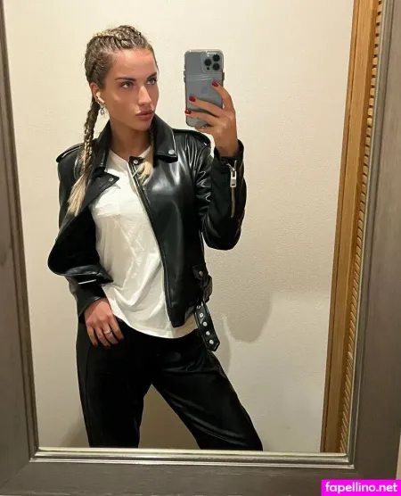 Sashaspark Kiss OnlyFans Thumbnail #yy3YHTleeC