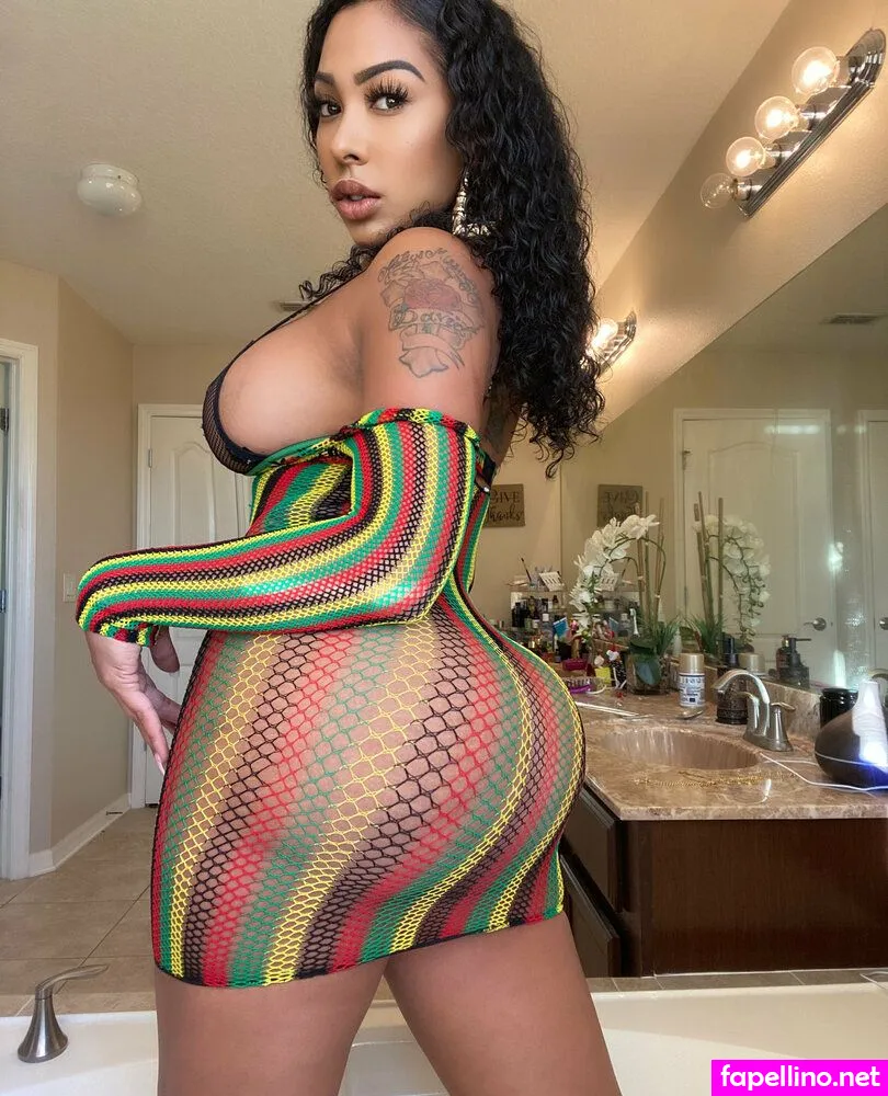 sasha.stallion2, sashastallion Nude Leaked OnlyFans Photo #SZ2hbmEcvy