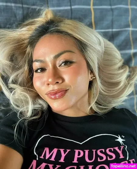 Sashastoneasia OnlyFans Thumbnail #1cy8X6hgSL