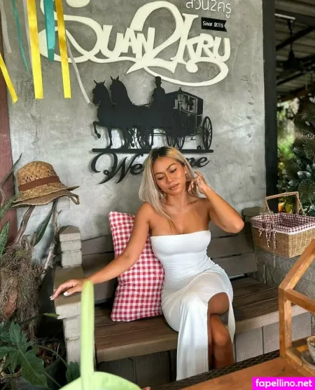 Sashastoneasia OnlyFans Thumbnail #1ddz03pOz0