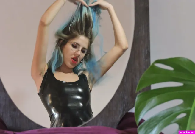 Sashathequeen OnlyFans Thumbnail #xS9I8jIAdr