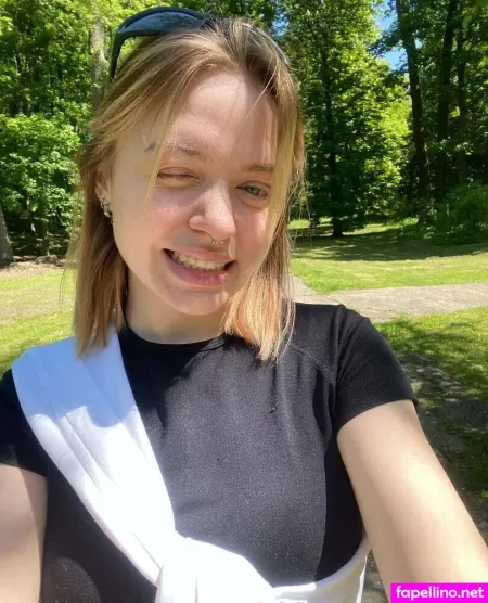 Sashavibez OnlyFans Thumbnail #bAnMoQMPSI