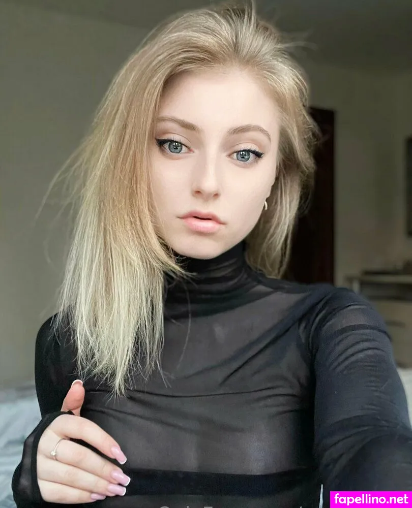 sashakxx, sashaxxs Nude Leaked OnlyFans Photo #C209HeiXAw