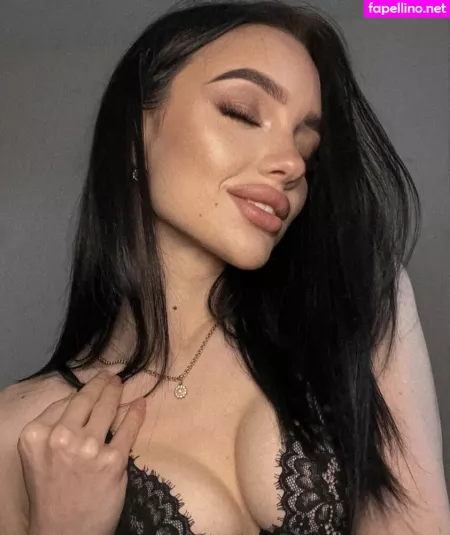 Sasherraa OnlyFans Thumbnail #1rLXtQ4ldH