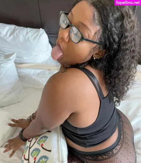 Sashi Gapeteaser OnlyFans Thumbnail #6uWVIlcg8u