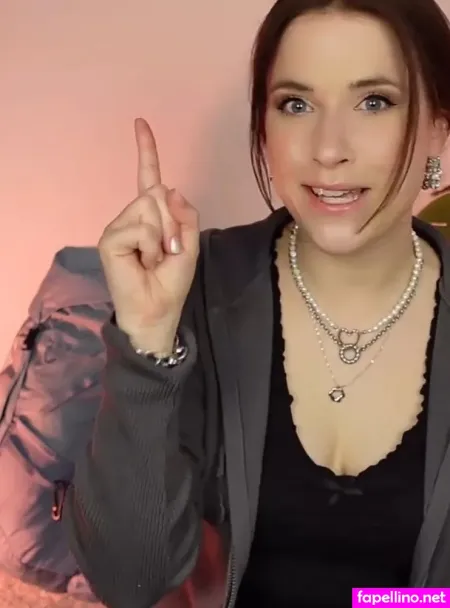 Saskia Frhlich OnlyFans Thumbnail #LGDbK7XT7h