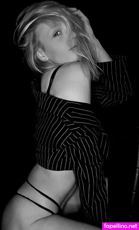 Saskia Tatjana Prang OnlyFans Thumbnail #XMZDyHJw7g