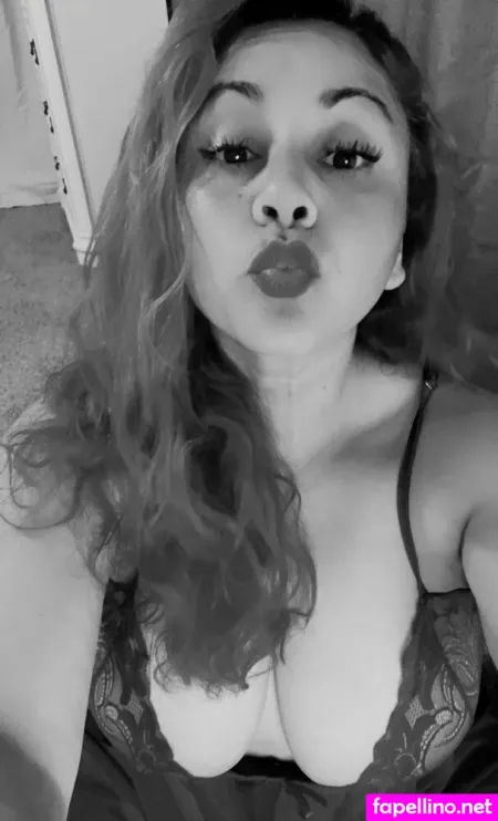 Sassigirl69 OnlyFans Thumbnail #v08oWDW8Zc