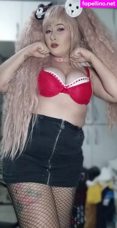 Sassnessie OnlyFans Thumbnail #GrzXZnQxX6