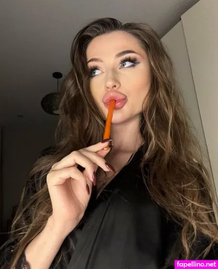 Sasssy Nancy OnlyFans Thumbnail #t8aVRzqLxu