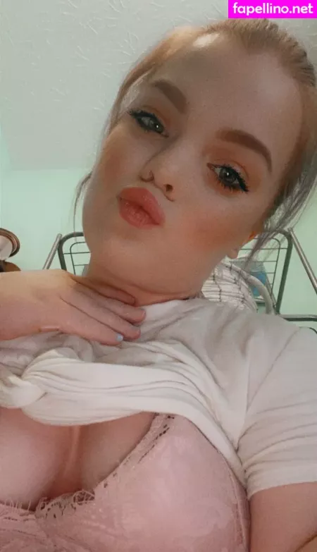 Sassy Holly OnlyFans Thumbnail #3cjhZ2ytOJ