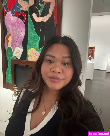 Sassyasian OnlyFans Thumbnail #1Ym8ekExq5