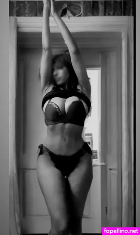 Sassysecret1 OnlyFans Thumbnail #dRO3Djp3XO