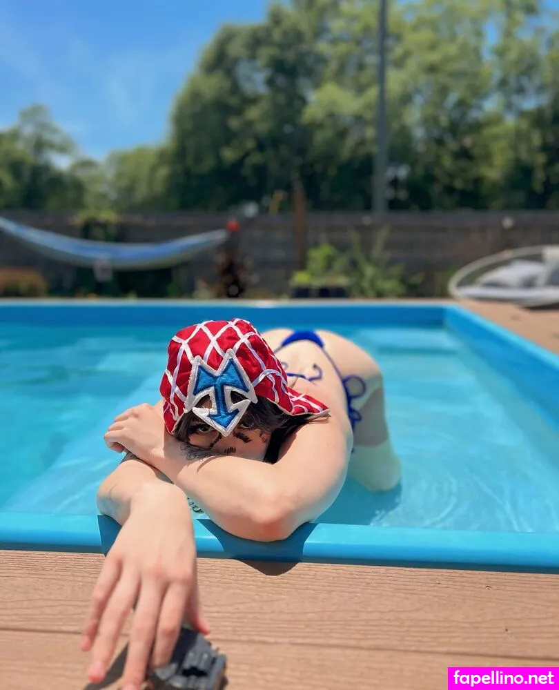 Sassynopants, sassy.nopants, sassyserpents Nude Leaked OnlyFans Photo #dHV3dv1yBT