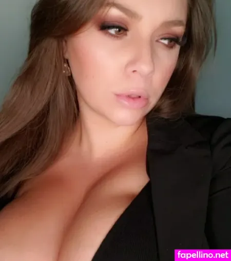 Sassysiren OnlyFans Thumbnail #H7D2cuXmrR