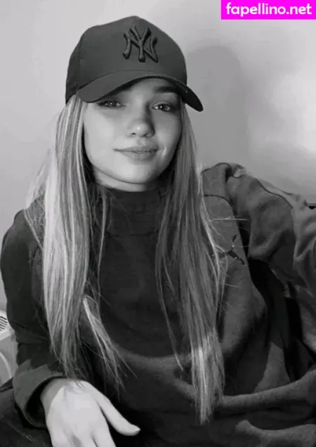 Sassyt33n OnlyFans Thumbnail #GdVhToDj02