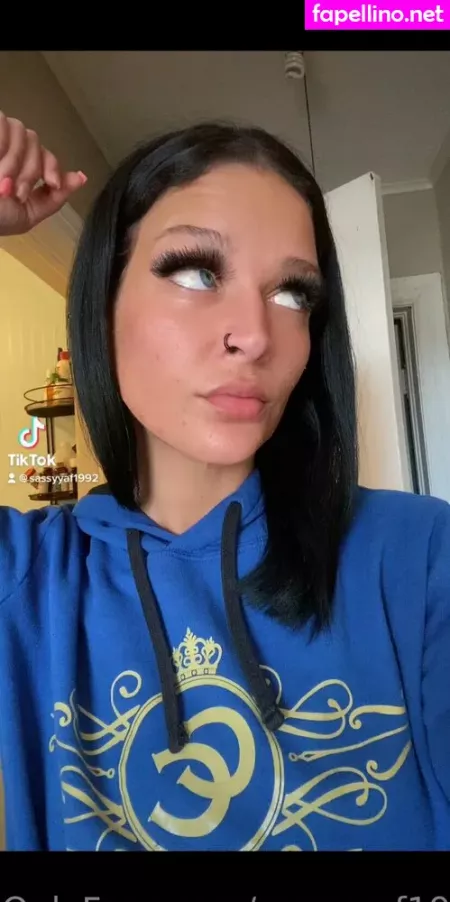 Sassyyaf1992 OnlyFans Thumbnail #DANJw7Zq1r