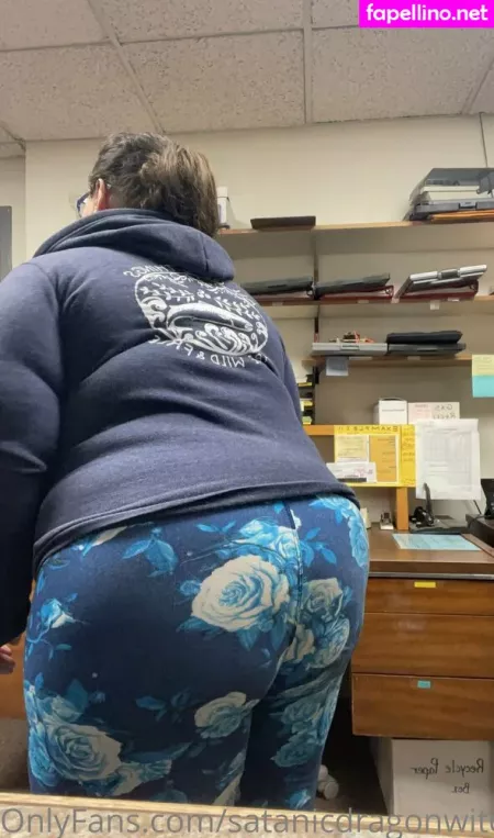 Satanicdragonwitch OnlyFans Thumbnail #8HlbLopJJe