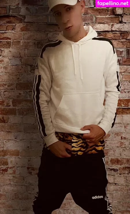 Satin Boys Tc OnlyFans Thumbnail #0n3Ql7Xp7f