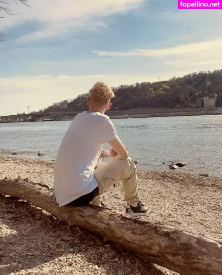 Satin Boys Tc OnlyFans Thumbnail #Fp44S8TYKD