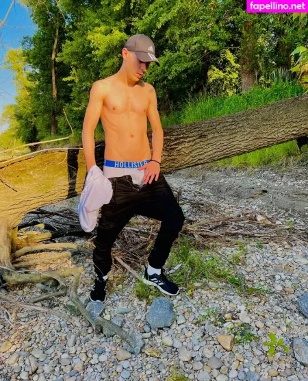 Satin Boys Tc OnlyFans Thumbnail #KNp7ZIK4Ws