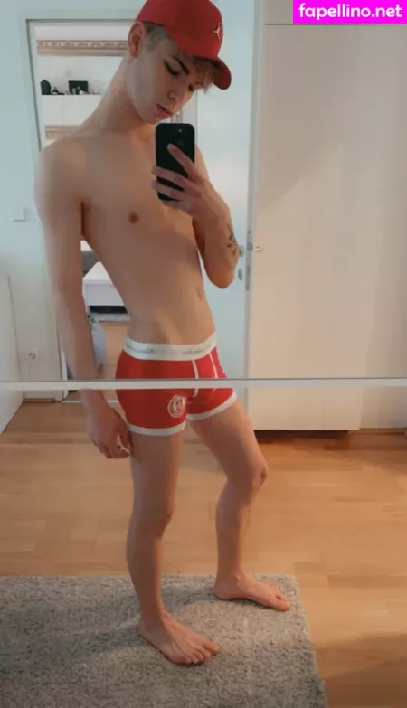 Satin Boys Tc OnlyFans Thumbnail #ujQCflaEkR