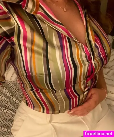 Satin Fetish Wife OnlyFans Thumbnail #utDJ25Ii5S