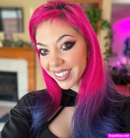 Satine Phoenix OnlyFans Thumbnail #5lQYNO39VB