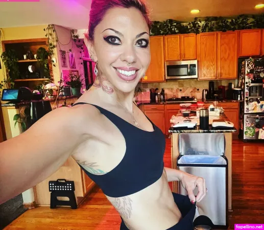 Satine Phoenix OnlyFans Thumbnail #p85wEBz8ZZ