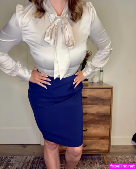 Satinfetishwife OnlyFans Thumbnail #f1771Zcncu