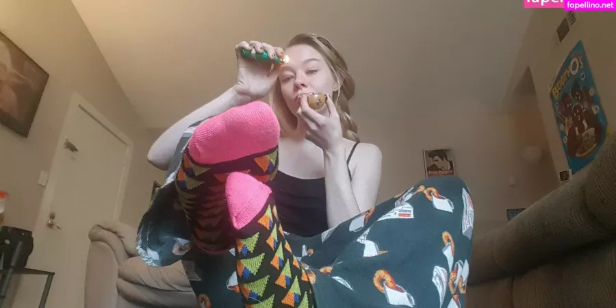 Sativaskies OnlyFans Thumbnail #YpaSrDdACs