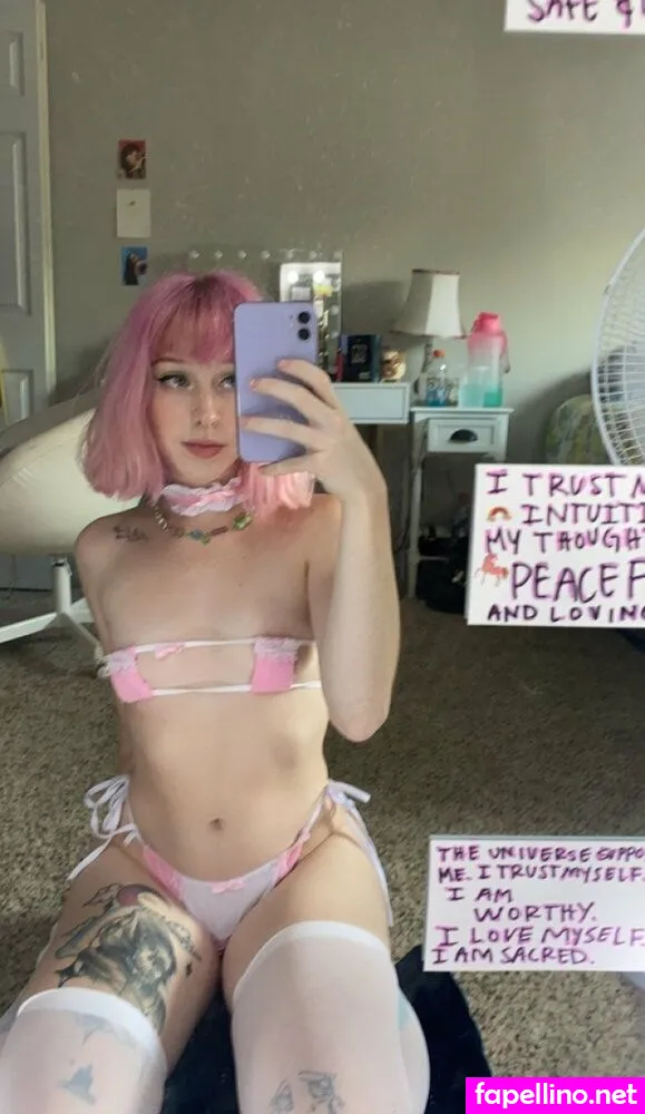 pugluvr98, saturnrevolving, sydney ok (vine, sydneythememe Nude Leaked OnlyFans Photo #eAtFmey7Mr