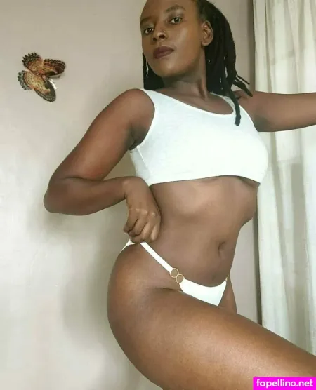 Sausysuzie OnlyFans Thumbnail #otayfvmZn2