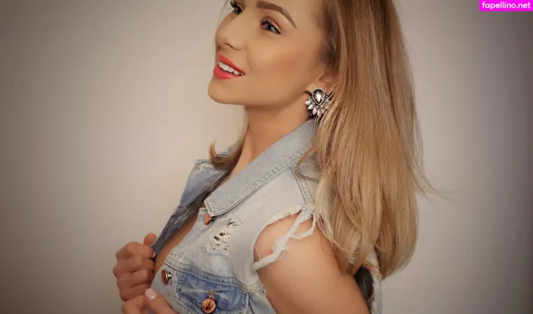 Savage Alessia OnlyFans Thumbnail #PdgqCIvBiG