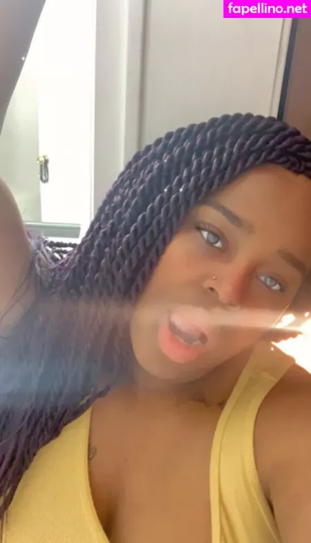 Savagebeauty 1990 OnlyFans Thumbnail #31bu1LoNah