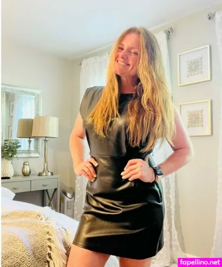 Savagemom OnlyFans Thumbnail #rJXiNyf5Ee