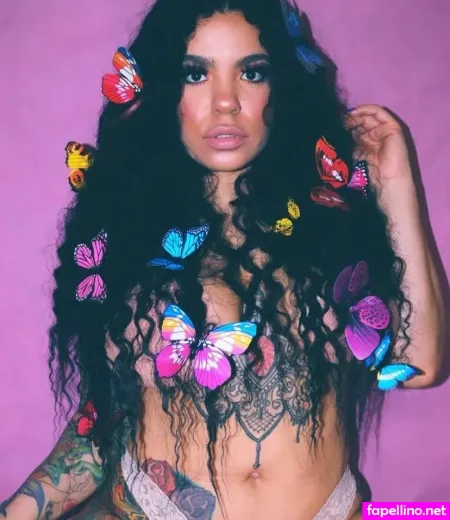 Savana Ginger OnlyFans Thumbnail #6NFdbyqyXP