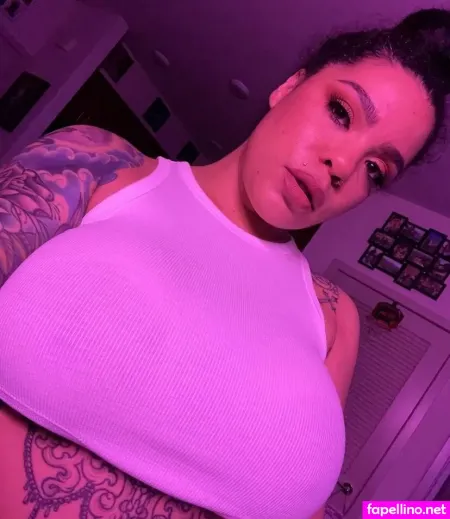 Savana Ginger OnlyFans Thumbnail #AiJc3fwyZU