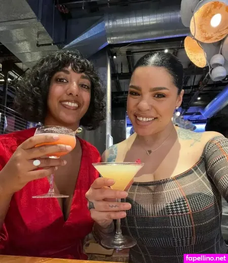 Savana Ginger OnlyFans Thumbnail #F0BaEv1VaM