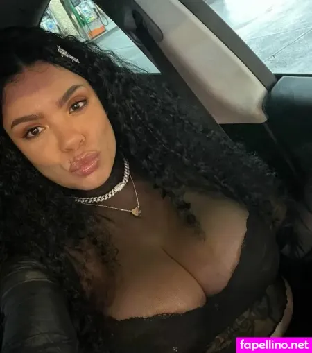 Savana Ginger OnlyFans Thumbnail #Gde79C4u7x