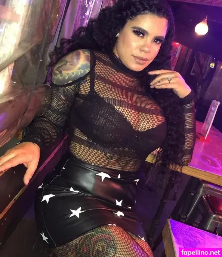 Savana Ginger OnlyFans Thumbnail #diupNFeHBk