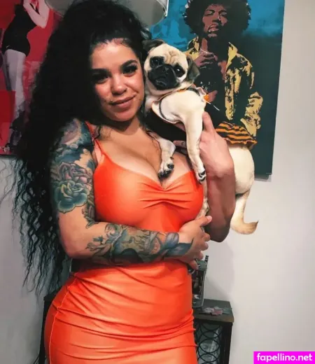 Savana Ginger OnlyFans Thumbnail #qdRLE0OiUR