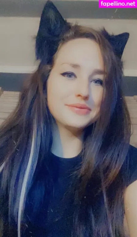 Savanahroses OnlyFans Thumbnail #ofWW7hTEEC